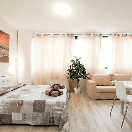 Ferrucci Apartahotel Prato (Prato)
